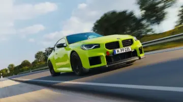 سيارة BMW M2 الجديدة المزودة بمجموعة M Performance Track Kit: عندما يرتدي سائق متهور زي سباق ويذهب إلى صالة الألعاب الرياضية